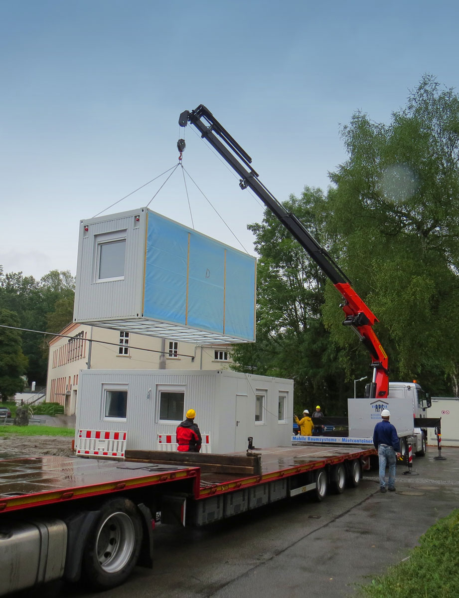 Container-Kran-Baustelle